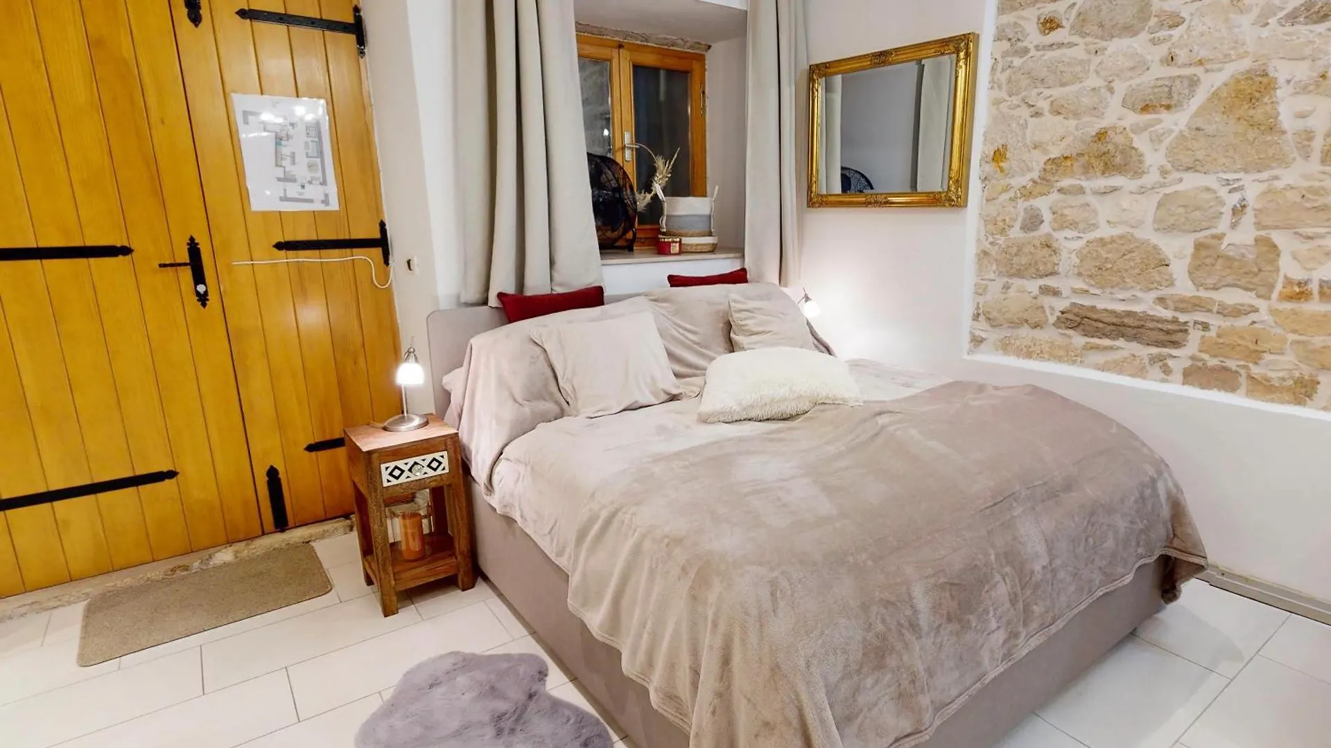 Apartment Michaela 4-Sterne & Parking Rovinj 0*,  Croatia